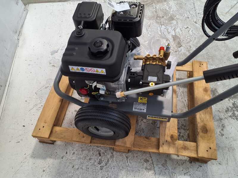 OUTLET - PETITS D&Eacute;FAUTS ESTH&Eacute;TIQUES - Nettoyeur haute pression thermique Karcher Pro HD 6/15 G Classic - Moteur Loncin G200FA - &agrave; essence