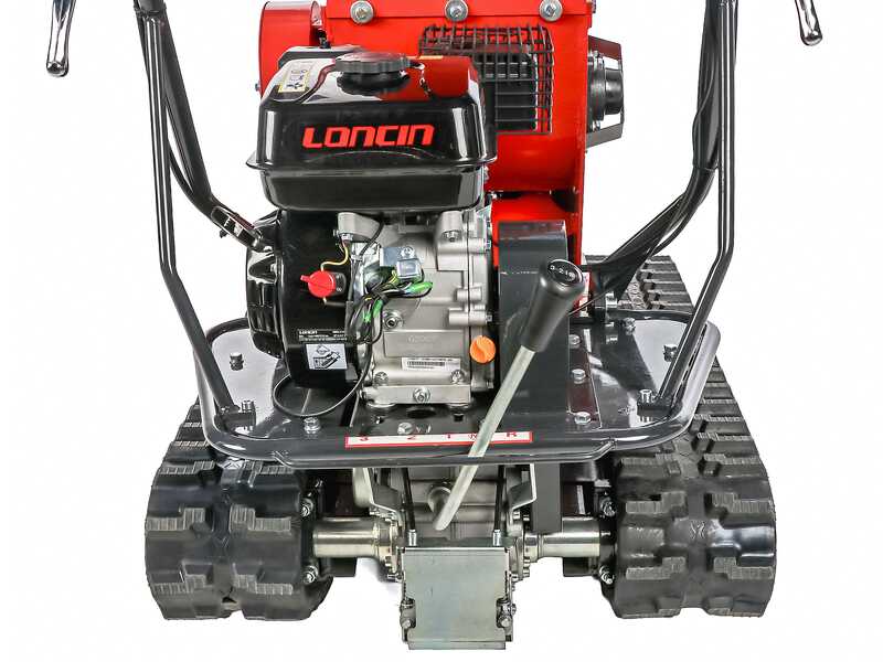 Attila ATS 1300 L TRACK - Broyeur de v&eacute;g&eacute;taux tract&eacute; sur chenilles avec ch&acirc;ssis de brouette motoris&eacute;e - Moteur Loncin 420 cm&sup3;