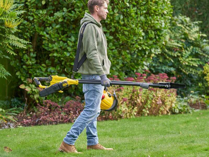 Stanley Fatmax SFMCPS720M1-QW - &Eacute;lagueuse sur perche &agrave; batterie - 300 cm - 18 V 4 Ah