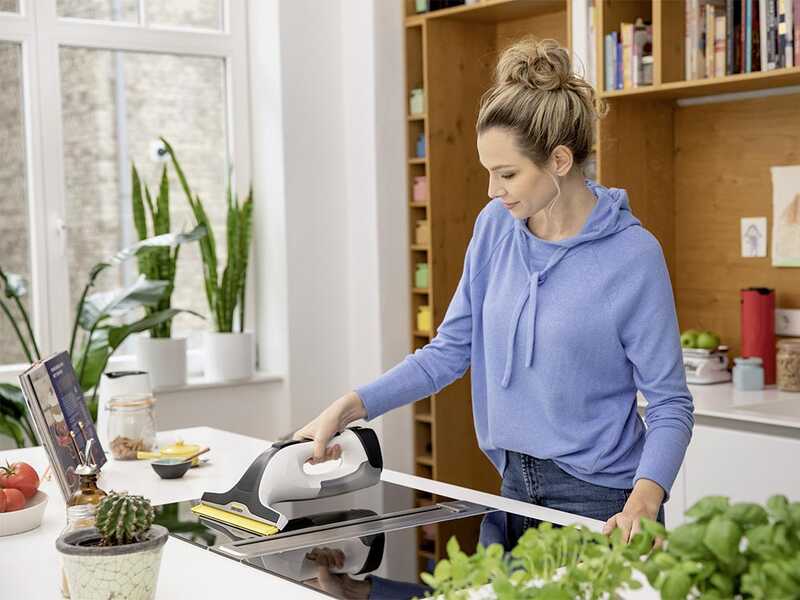 K&auml;rcher WV 4-4 Plus - Nettoyeur de vitres sans fil - Aspirateur &agrave; vitres portable - 4 V - SANS BATTERIE NI CHARGEUR