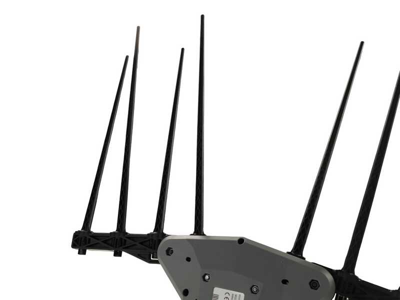 Volpi Super Bomber 285XL - Peigne vibreur pour olives &agrave; batterie type automobile avec c&acirc;ble inclus - Perche t&eacute;lescopique 240 &agrave; 360 cm