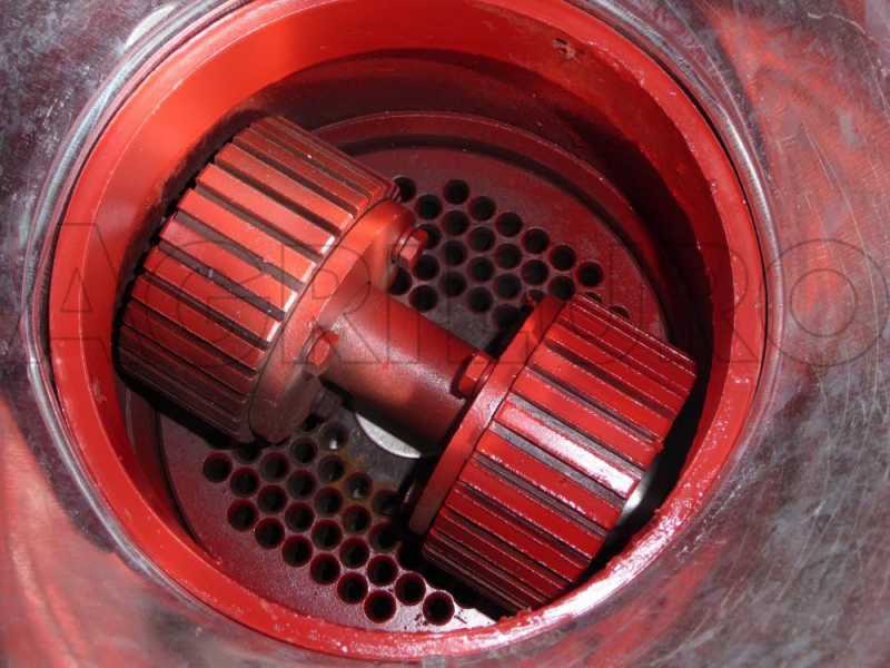 Paire de rouleaux de rechange pour presse &agrave; pellets GeoTech 120