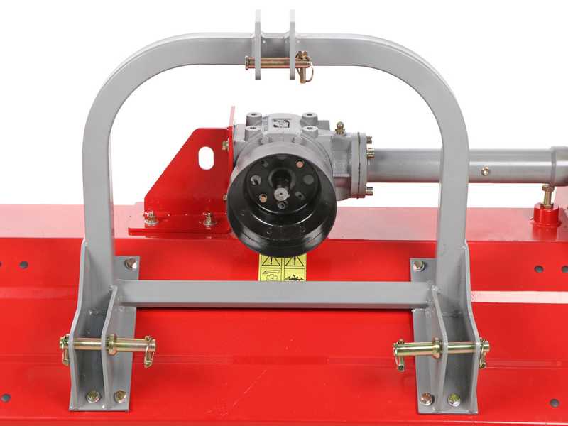 GeoTech Pro MFM-145 - Broyeur sur tracteur fixe - S&eacute;rie m&eacute;dium