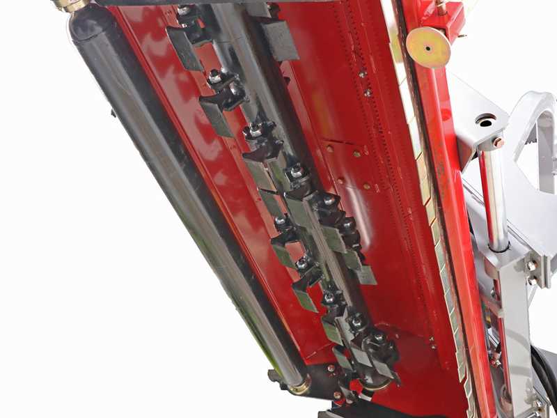 GeoTech-Pro MFM 165-H - Broyeur pour tracteur - S&eacute;rie moyenne - D&eacute;port hydraulique