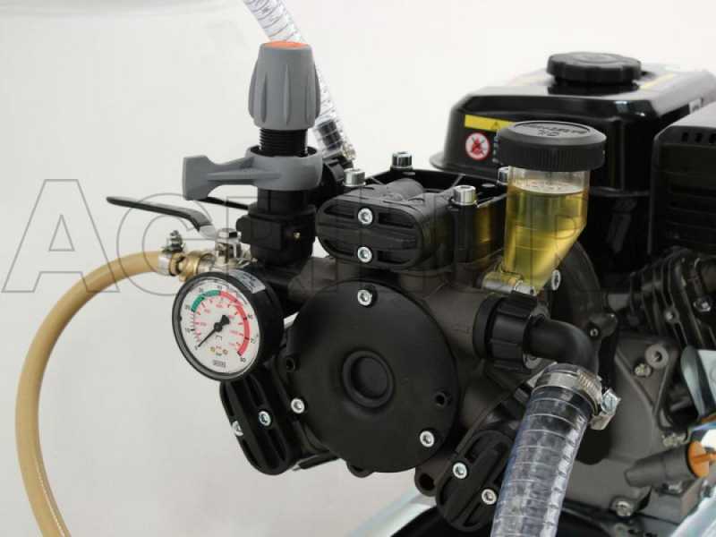 Groupe motopompe de pulv&eacute;risation Comet APS 41 - Loncin G 160 F et chariot avec cuve 120 L avec crochet