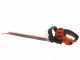 Black &amp; Decker BEHTS451-QS - Taille-haie &eacute;lectrique avec lamier de 60 cm - 550W