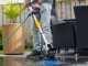Nettoyeur de sols ext&eacute;rieurs &agrave; batterie Batavia TWIN BRUSH - 18V 2Ah