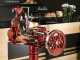 Berkel B114 - Trancheuse &agrave; volant avec pi&eacute;destal - Lame en acier au chrome de 320 mm - Rouge