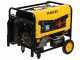 Stanley SG 6500B - G&eacute;n&eacute;rateur de courant &agrave; essence - AVR - 6,5 kW - Continu 6 kW Triphas&eacute;