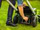 Greenworks GD60LM46SPK4 - Tondeuse &agrave; gazon autotract&eacute;e &agrave; batterie - 60V/4Ah - Coupe 46 cm