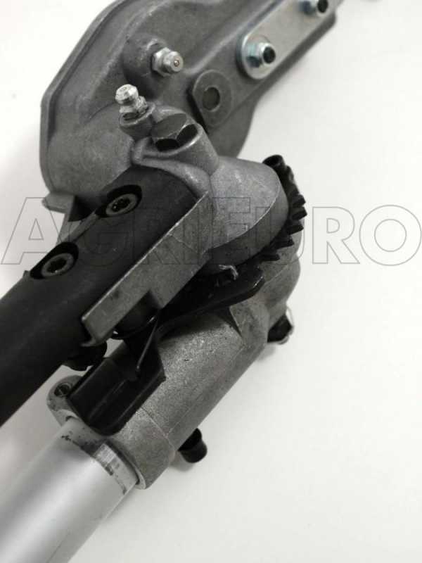 D&eacute;broussailleuse multifonction avec moteur Honda GX 35