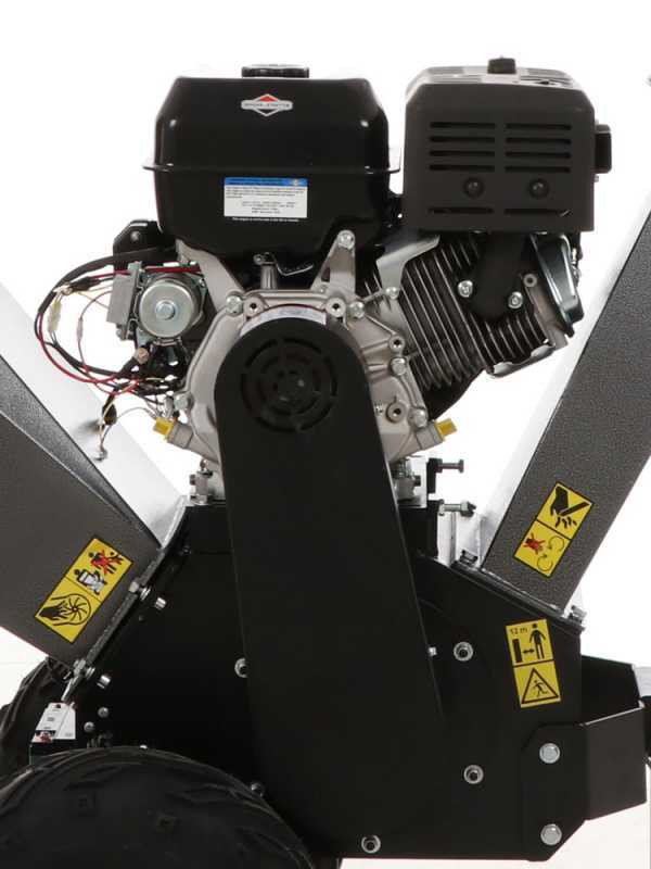 BlackStone BC 1500 BSE - Broyeur de branches thermique - Moteur B&amp;S XR2100 de 13.5 CV