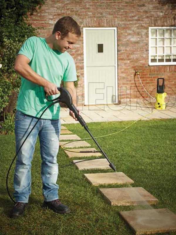 Nettoyeur haute pression &eacute;lectrique &agrave; eau froide Karcher K2 Home Kit T150 - D&eacute;bit 360 L/h