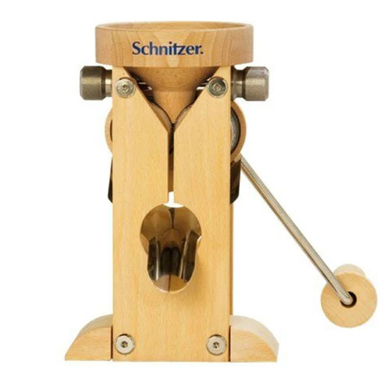 Schnitzer Campo 150g - Floconneuse manuelle de table en h&ecirc;tre avec rouleaux en pierre